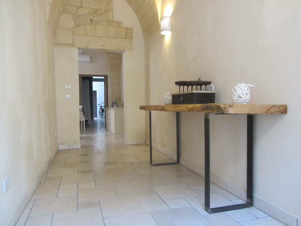 La Suite Di Martina Lecce Habitación foto