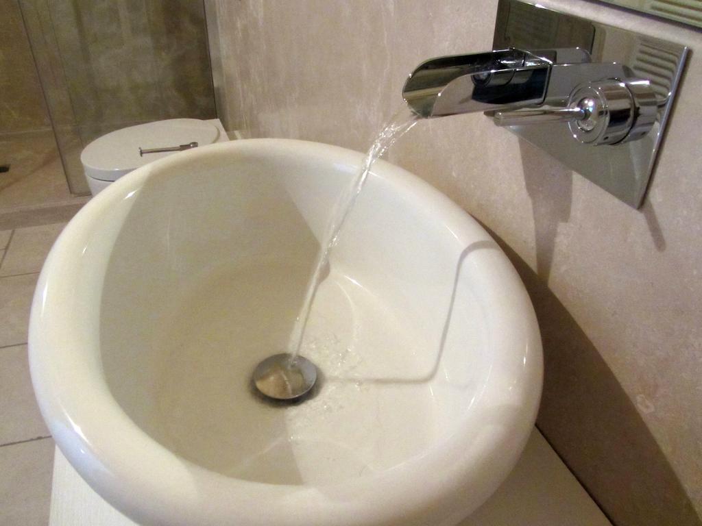 La Suite Di Martina Lecce Habitación foto