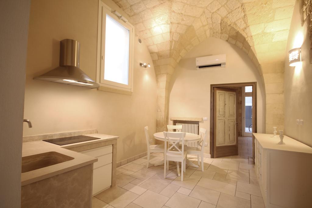 La Suite Di Martina Lecce Habitación foto